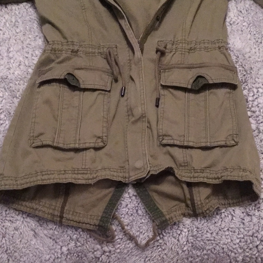 A&F green hooded utility jacket - Picture 4 of 7